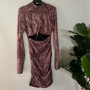 Rebellious fashion exclusive long sleeve cutout detail mini dress in swirl print